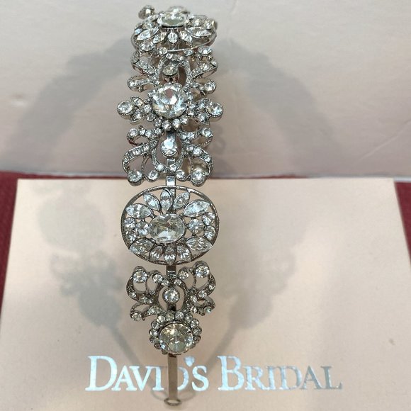 NWT Stunning Opulent Crystal Silver Headband Bride Formal Quinceanera Party Prom main image 3